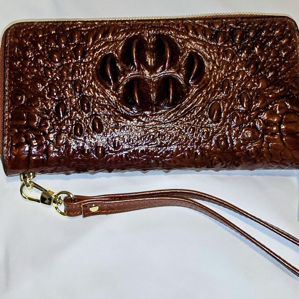 Pijushi Luxurious Brown Embossed Leather Wallet